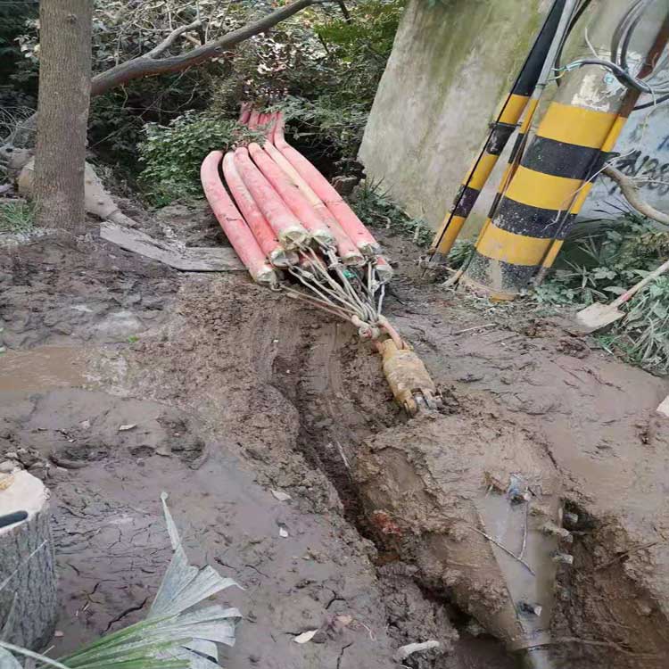 聊城武汉卷帘门拖拉管